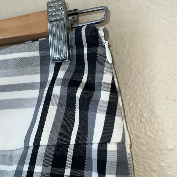Women’s Club Monaco window pane plaid side zip fitted skirt size 0 - Picture 2 of 5